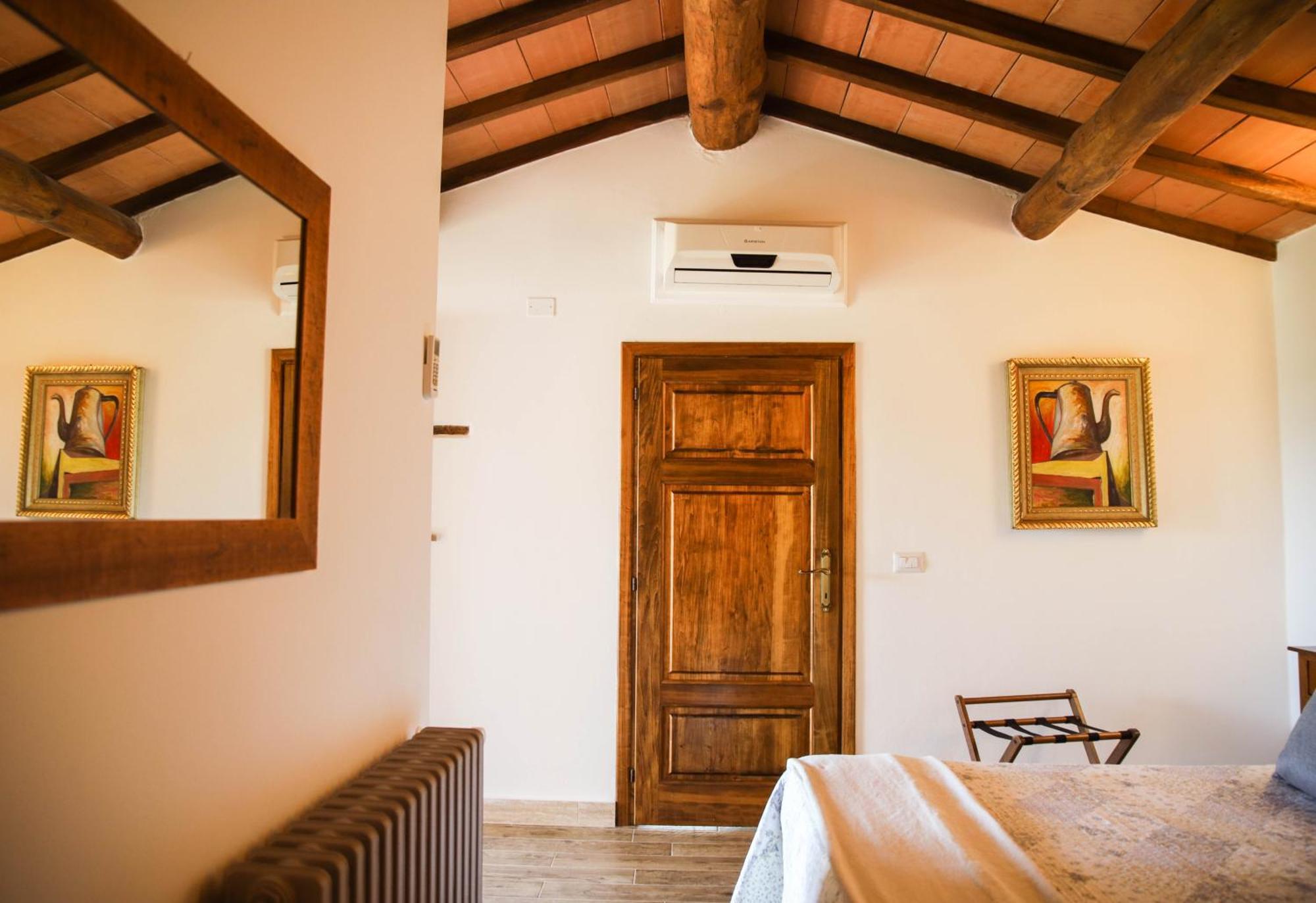 Maison d'hôtes Country House Poggio Aione à Catabbio Extérieur photo